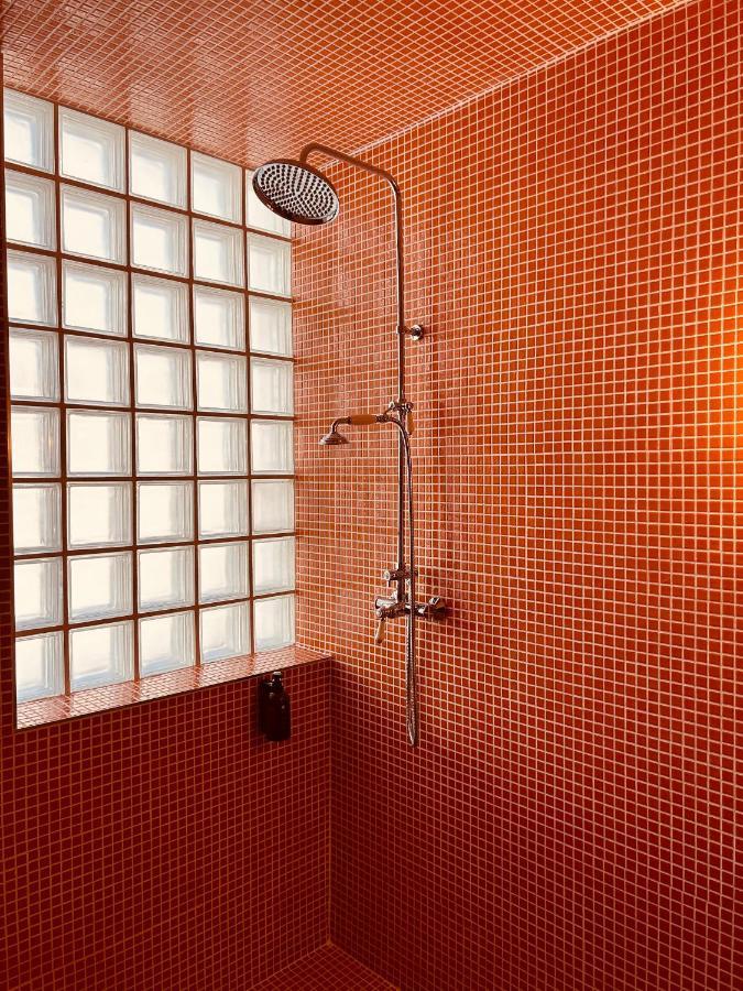 Hotel Present - Entree Autonome, Reception En Ligne - Encore Mieux Arles Exterior photo