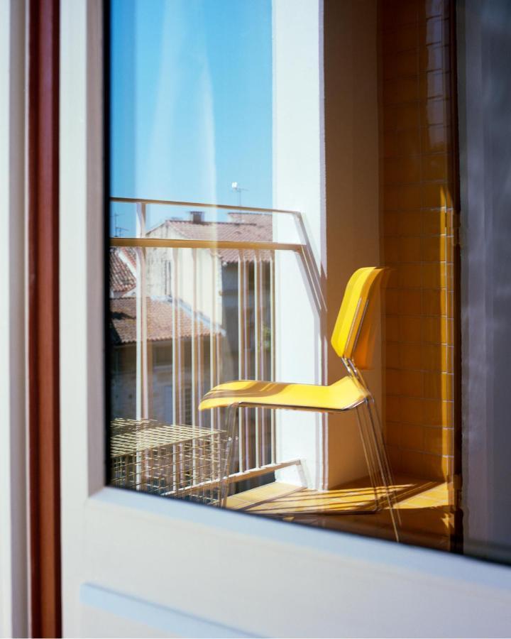 Hotel Present - Entree Autonome, Reception En Ligne - Encore Mieux Arles Exterior photo