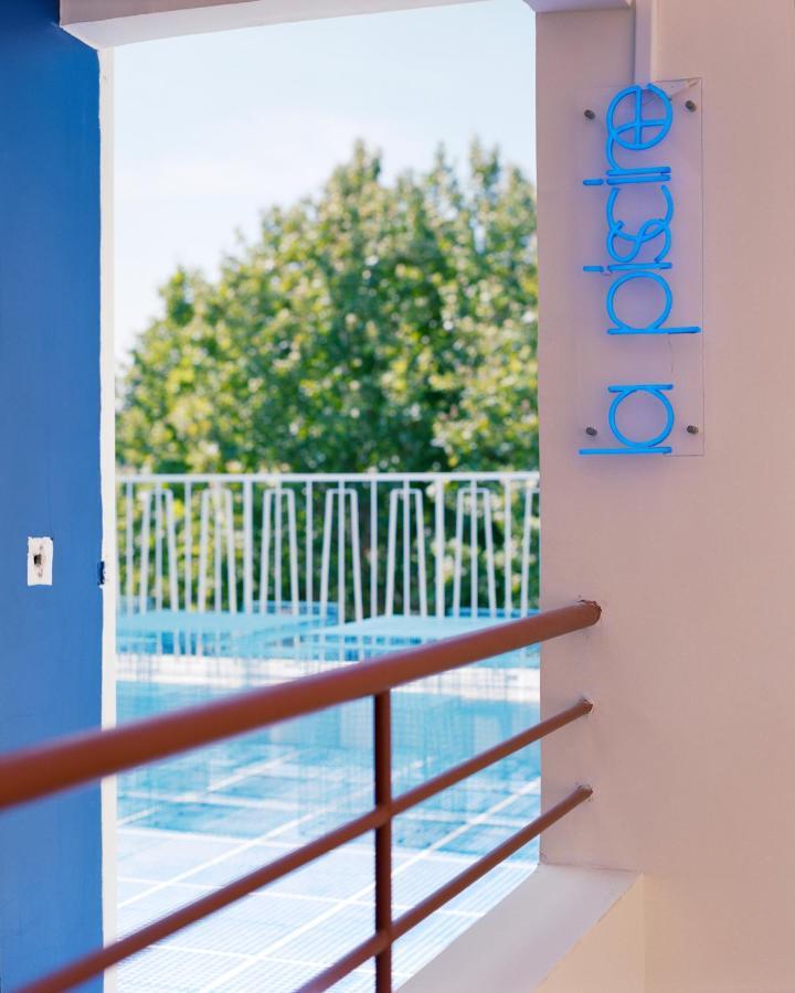 Hotel Present - Entree Autonome, Reception En Ligne - Encore Mieux Arles Exterior photo